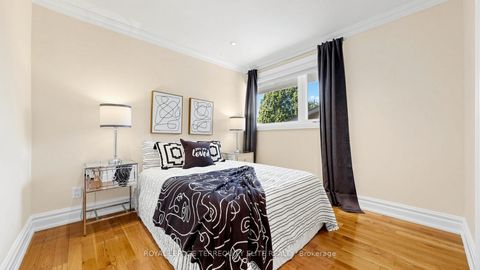Photo 25 at 5 Valentine Drive, Donalda, Toronto