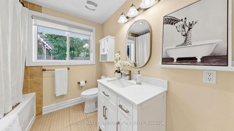 Photo 30 at 5 Valentine Drive, Donalda, Toronto