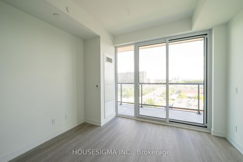 Photo 6 at 820 - 8188 Yonge Street, Uplands, Vaughan