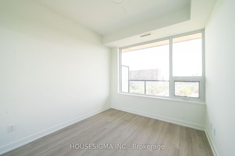 Photo 10 at 820 - 8188 Yonge Street, Uplands, Vaughan