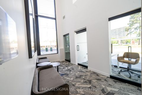 Photo 19 at 820 - 8188 Yonge Street, Uplands, Vaughan