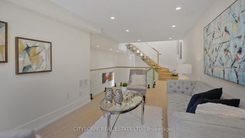 Photo 11 at 39 Kenworthy Avenue, Oakridge, Toronto