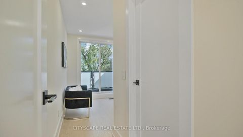 Photo 18 at 39 Kenworthy Avenue, Oakridge, Toronto