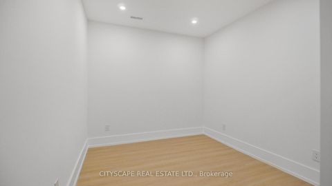 Photo 22 at 39 Kenworthy Avenue, Oakridge, Toronto