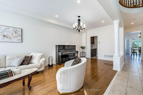Photo 6 at 68 Ampezzo Avenue, Vellore Village, Vaughan