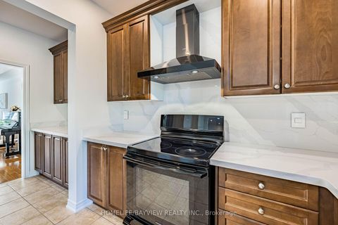 Photo 17 at 68 Ampezzo Avenue, Vellore Village, Vaughan
