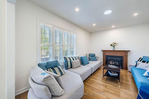 Photo 22 at 68 Ampezzo Avenue, Vellore Village, Vaughan