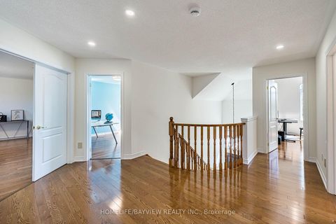 Photo 26 at 68 Ampezzo Avenue, Vellore Village, Vaughan