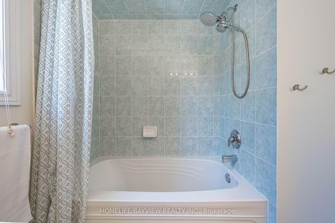 Photo 35 at 68 Ampezzo Avenue, Vellore Village, Vaughan