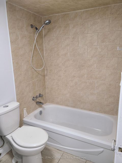 Photo 22 at 2107 - 10 Martha Eaton Way S, Amesbury, Toronto