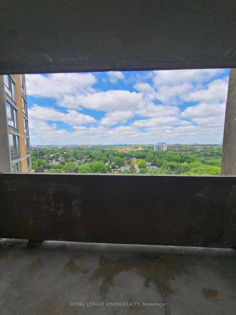 Photo 34 at 2107 - 10 Martha Eaton Way S, Amesbury, Toronto