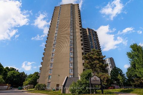 Photo 42 at 2107 - 10 Martha Eaton Way S, Amesbury, Toronto