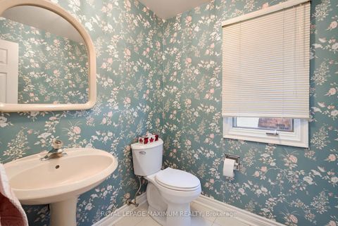 Photo 18 at 91 Wilshire Boulevard, East Woodbridge, Vaughan