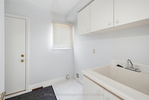 Photo 20 at 91 Wilshire Boulevard, East Woodbridge, Vaughan
