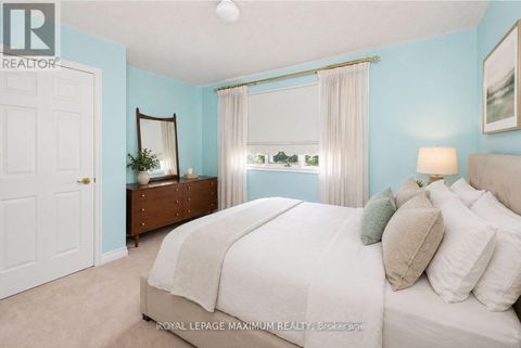 Photo 28 at 91 Wilshire Boulevard, East Woodbridge, Vaughan