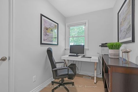 Photo 10 at 736 Grace Street, College Manor, Newmarket