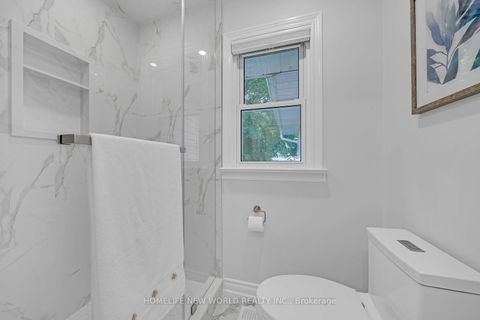 Photo 12 at 736 Grace Street, College Manor, Newmarket