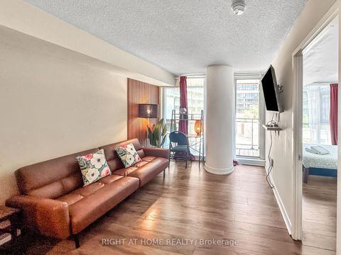 Photo 6 at 356 - 10 Capreol Court, Waterfront Communities C1, Toronto