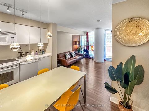 Photo 9 at 356 - 10 Capreol Court, Waterfront Communities C1, Toronto
