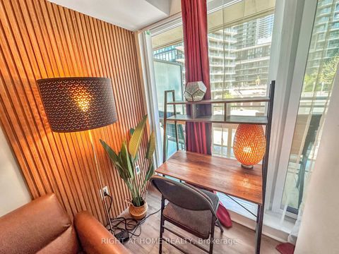 Photo 11 at 356 - 10 Capreol Court, Waterfront Communities C1, Toronto