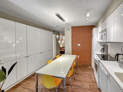 Photo 17 at 356 - 10 Capreol Court, Waterfront Communities C1, Toronto