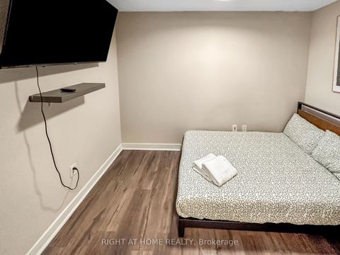 Photo 21 at 356 - 10 Capreol Court, Waterfront Communities C1, Toronto