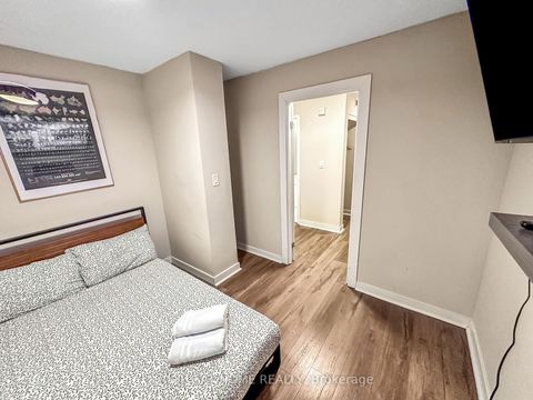 Photo 22 at 356 - 10 Capreol Court, Waterfront Communities C1, Toronto