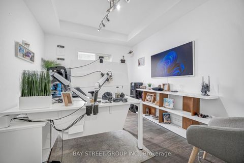 Photo 5 at 231 Shaftsbury Avenue N, Westbrook, Richmond Hill
