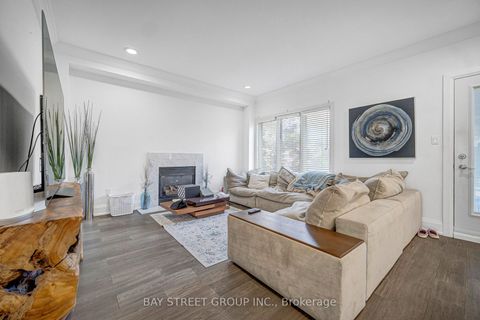 Photo 7 at 231 Shaftsbury Avenue N, Westbrook, Richmond Hill