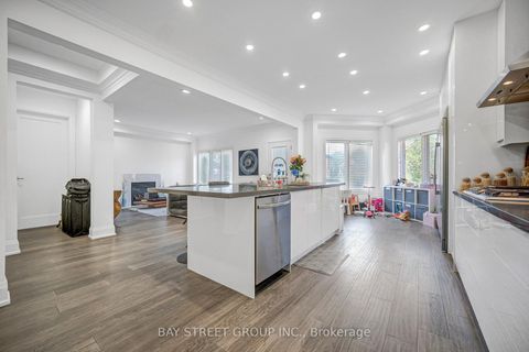 Photo 11 at 231 Shaftsbury Avenue N, Westbrook, Richmond Hill