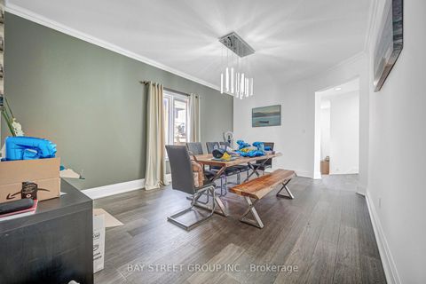 Photo 17 at 231 Shaftsbury Avenue N, Westbrook, Richmond Hill