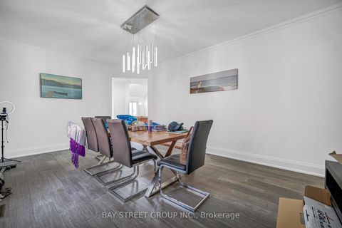 Photo 18 at 231 Shaftsbury Avenue N, Westbrook, Richmond Hill