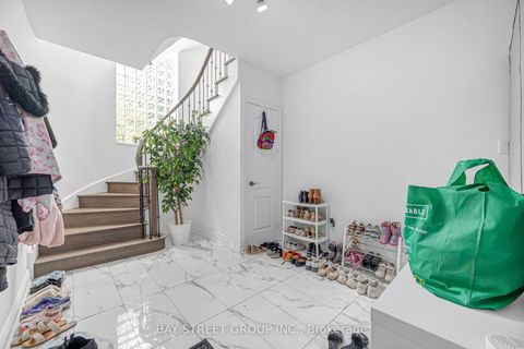 Photo 21 at 231 Shaftsbury Avenue N, Westbrook, Richmond Hill