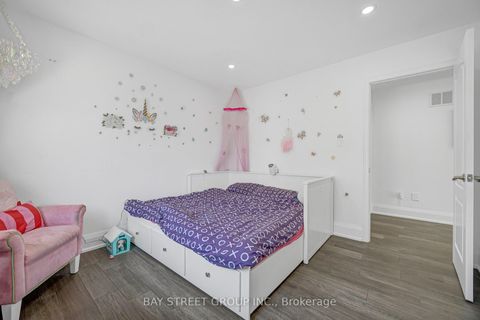 Photo 26 at 231 Shaftsbury Avenue N, Westbrook, Richmond Hill
