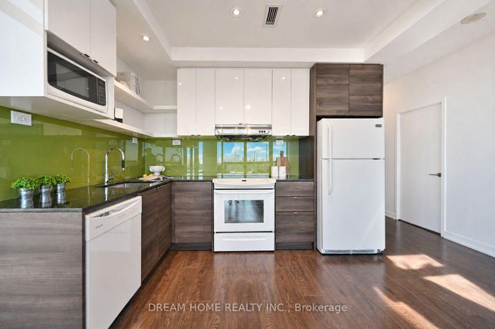 Photo 16 at 2608 - 121 Mcmahon Drive, Bayview Village, Toronto