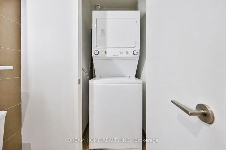 Photo 29 at 2608 - 121 Mcmahon Drive, Bayview Village, Toronto