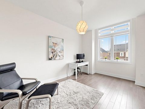 Photo 26 at 73 Menotti Drive, Oak Ridges, Richmond Hill