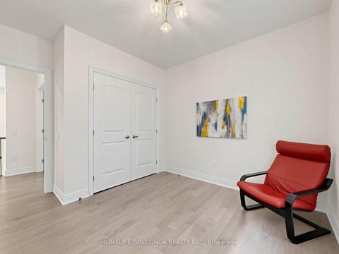 Photo 31 at 73 Menotti Drive, Oak Ridges, Richmond Hill
