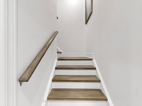 Photo 33 at 73 Menotti Drive, Oak Ridges, Richmond Hill