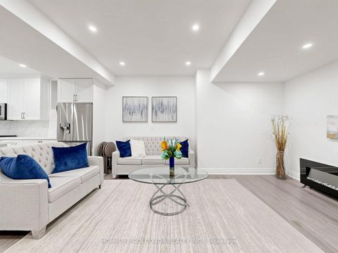Photo 34 at 73 Menotti Drive, Oak Ridges, Richmond Hill