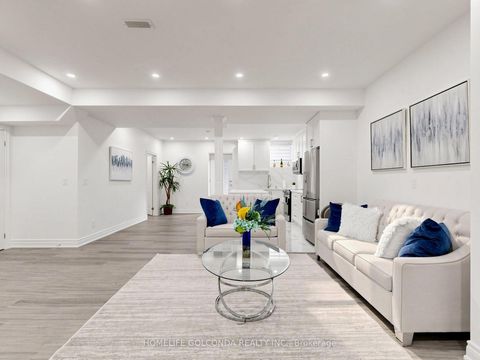 Photo 36 at 73 Menotti Drive, Oak Ridges, Richmond Hill