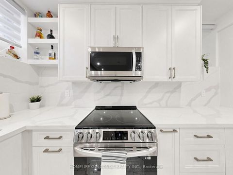 Photo 37 at 73 Menotti Drive, Oak Ridges, Richmond Hill