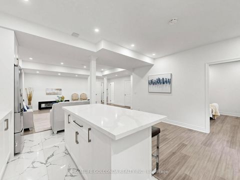Photo 41 at 73 Menotti Drive, Oak Ridges, Richmond Hill