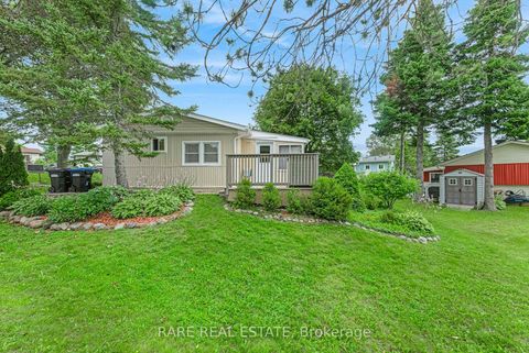 Photo 12 at 11 Hawthorne Drive, Alcona, Innisfil