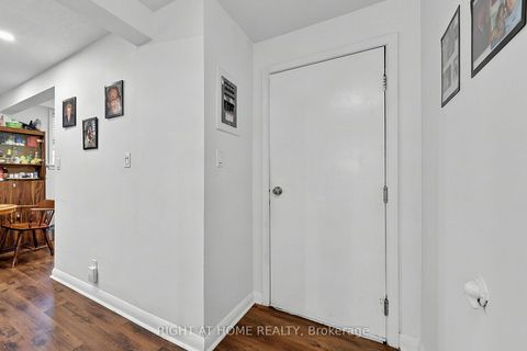 Photo 4 at 137 Vancouver Street, Codrington, Barrie