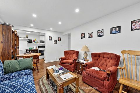 Photo 8 at 137 Vancouver Street, Codrington, Barrie