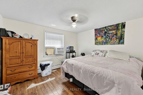 Photo 17 at 137 Vancouver Street, Codrington, Barrie