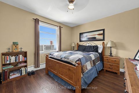 Photo 25 at 137 Vancouver Street, Codrington, Barrie