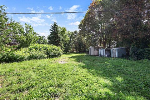 Photo 33 at 137 Vancouver Street, Codrington, Barrie