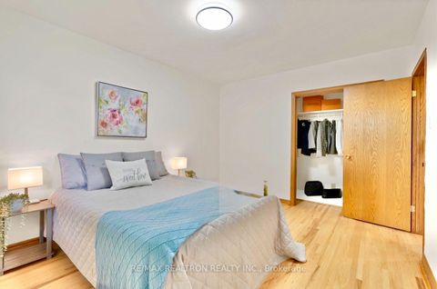 Photo 12 at 421 Brimorton Drive, Woburn, Toronto